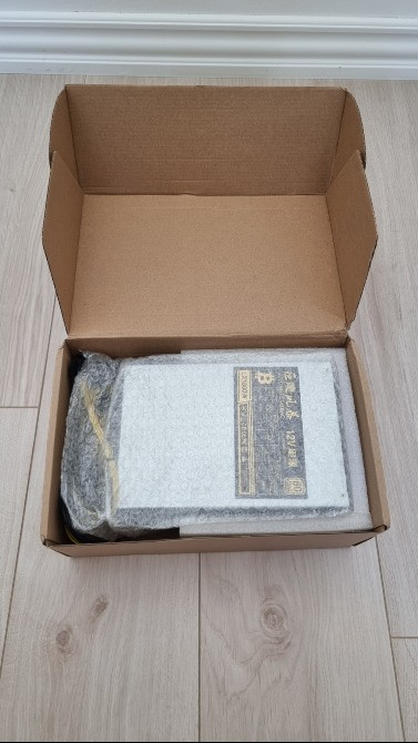 virtalähde lx 1800w, 80plus platinum Helsinki - изображение 2