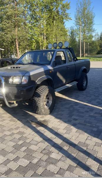 Nissan King Cab Хямеэнлинна - изображение 4
