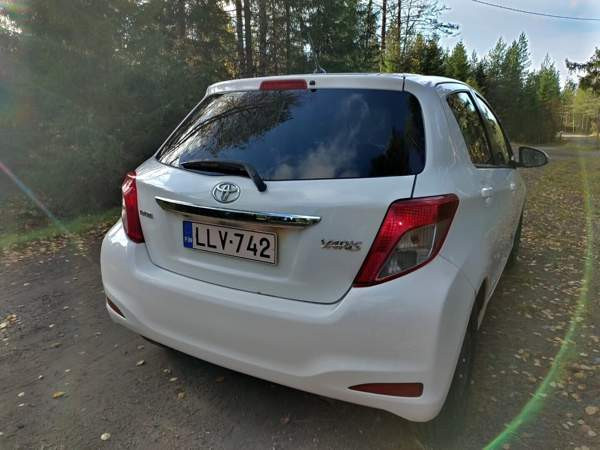 Toyota Yaris Oulu - valokuva 4