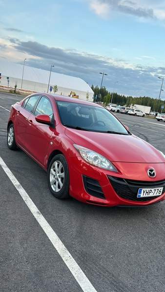 Mazda 3 Керава - изображение 1