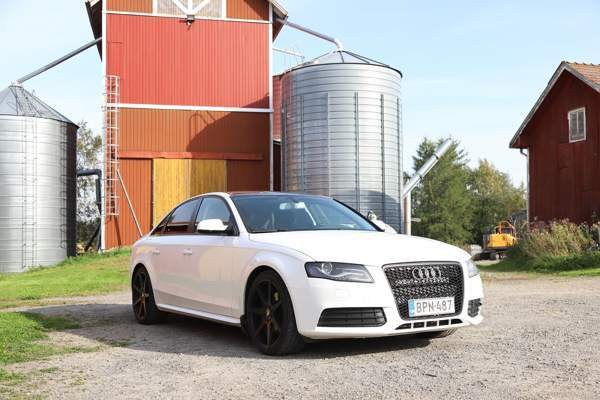 Audi A4 Сейняйоки - изображение 1