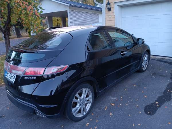 Honda Civic Haukipudas - valokuva 2