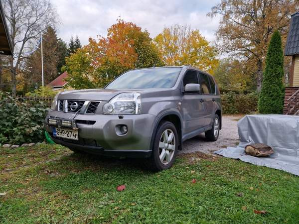 Nissan X-Trail Turtkul - valokuva 1