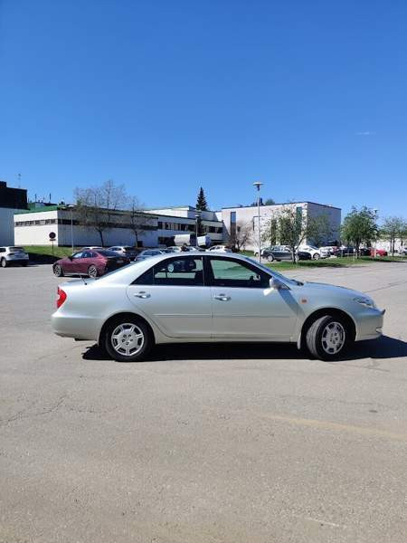 Toyota Camry Jyväskylä - valokuva 2