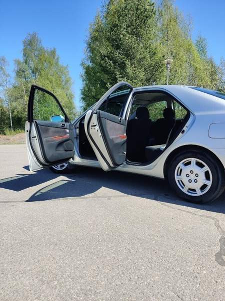 Toyota Camry Jyväskylä - valokuva 7