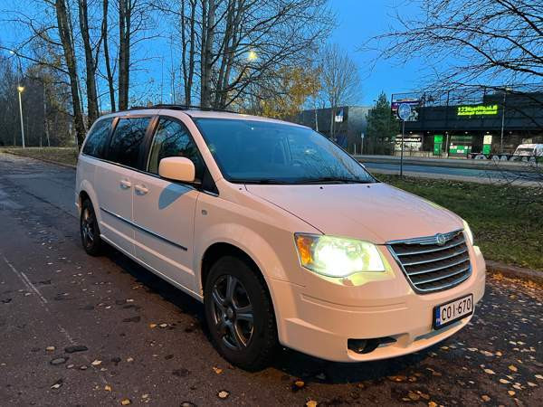 Chrysler Grand Voyager Вантаа - изображение 2