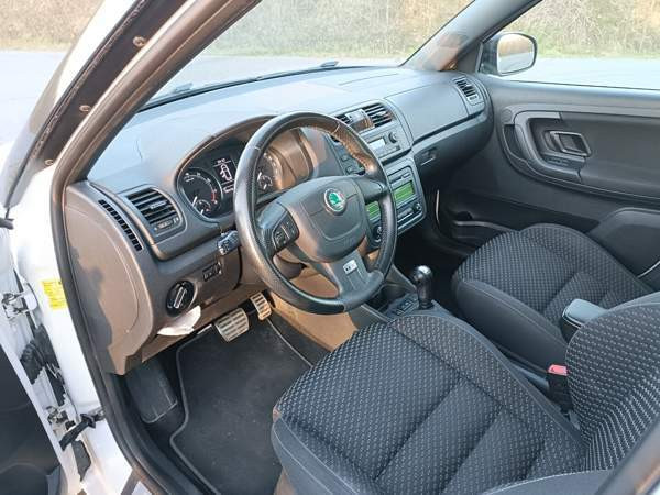 Skoda Fabia Куопио - изображение 8