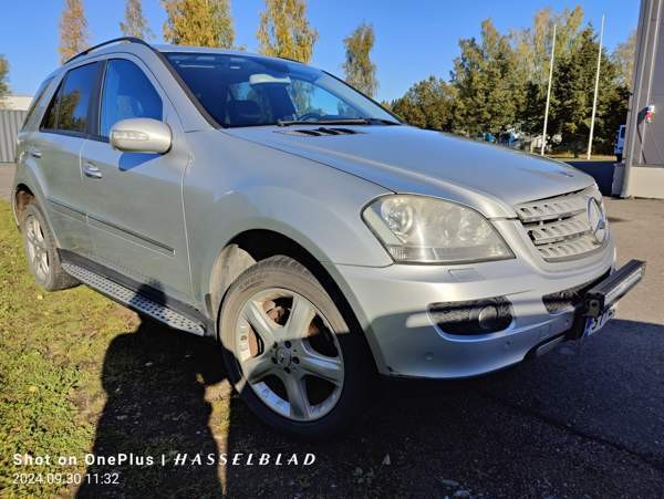 Mercedes-Benz ML Varkaus - valokuva 1