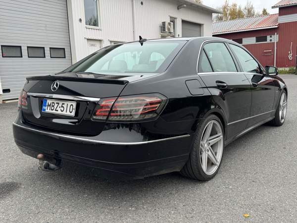 Mercedes-Benz E Oulu - valokuva 4