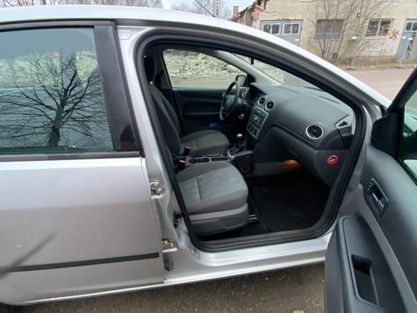 Ford Focus Turtkul - valokuva 8