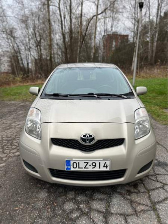 Toyota Yaris Glebychevo - photo 1