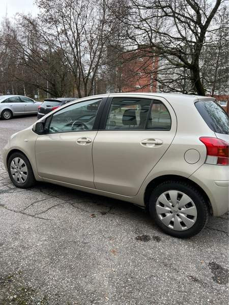 Toyota Yaris Глебычево - изображение 8