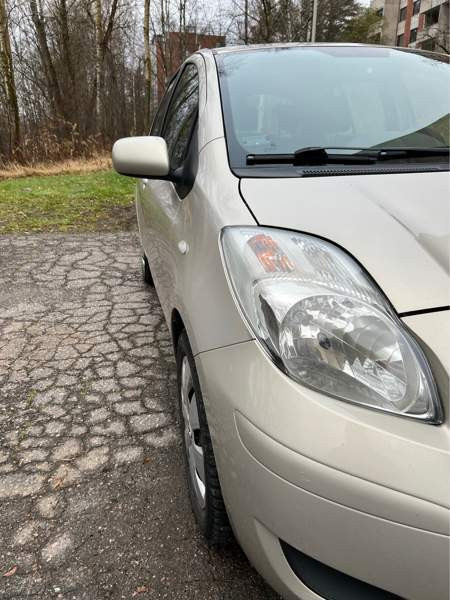 Toyota Yaris Глебычево - изображение 2