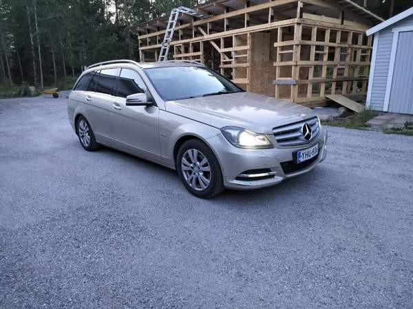 Mercedes-Benz C Турткуль - изображение 4