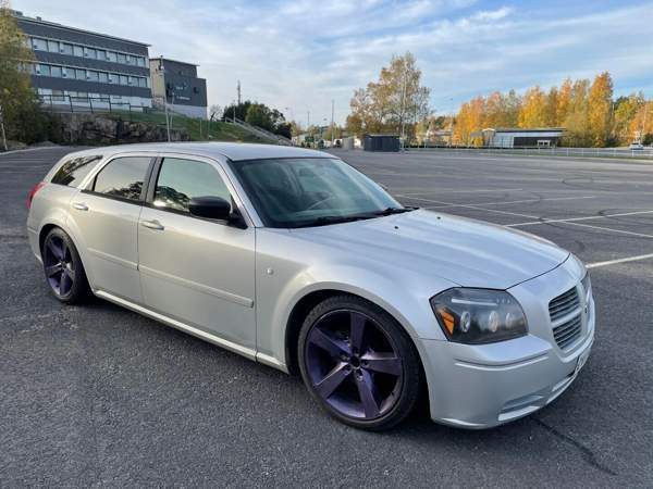 Dodge Magnum Раума - изображение 2