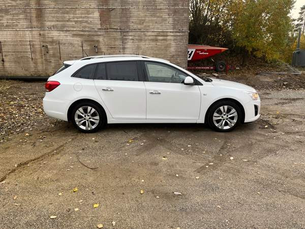Chevrolet Cruze Уусикаупунки - изображение 6