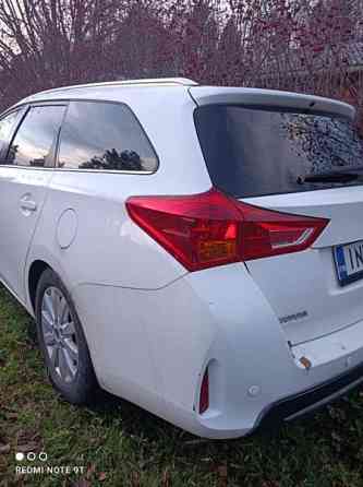 Toyota Auris Хаукипудас