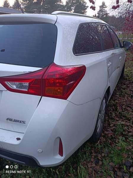 Toyota Auris Хаукипудас - изображение 7