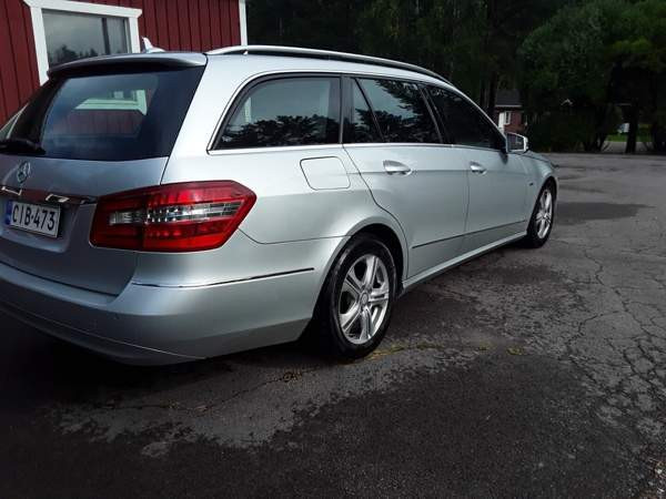 Mercedes-Benz E Ylivieska - valokuva 1