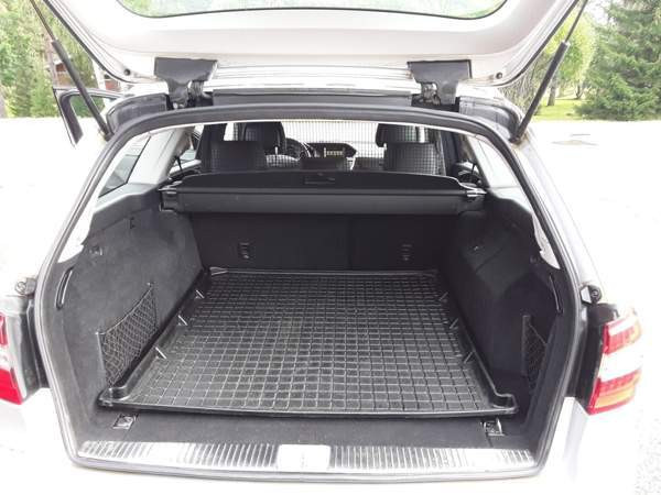 Mercedes-Benz E Ylivieska - valokuva 6