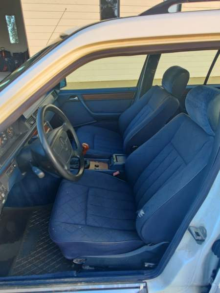 Mercedes-Benz 300 Vähäkyrö - valokuva 1