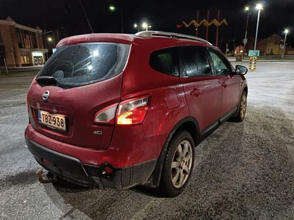 Nissan Qashqai+2 Kemin - valokuva 3