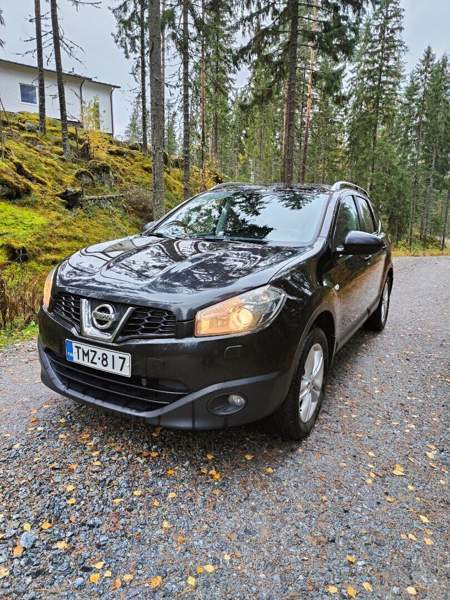 Nissan Qashqai+2 Tampere - valokuva 1