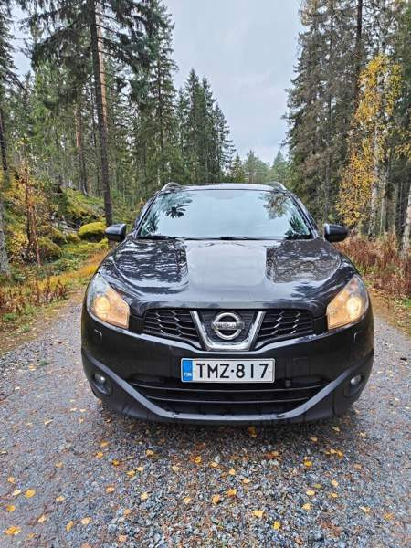 Nissan Qashqai+2 Tampere - valokuva 2