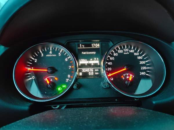 Nissan Qashqai+2 Tampere - valokuva 8