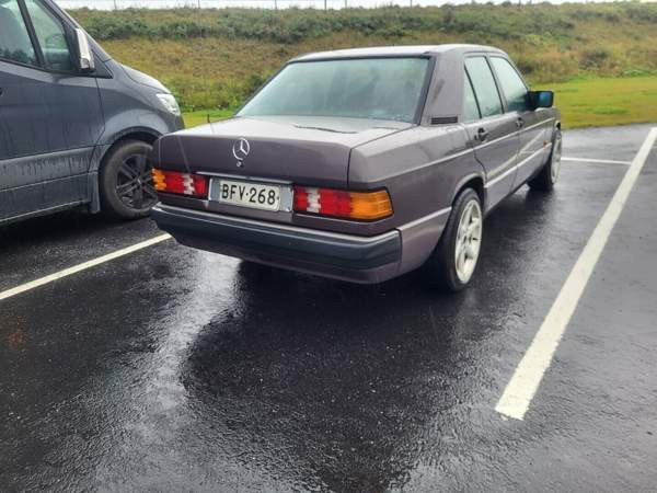 Mercedes-Benz 190 Mikkeli - valokuva 2