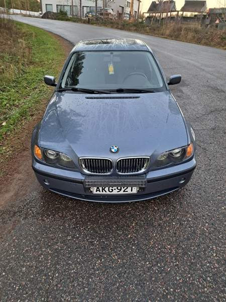 BMW 330 Raahe - valokuva 6