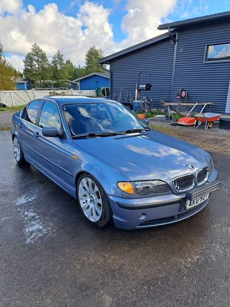 BMW 330 Raahe - valokuva 1