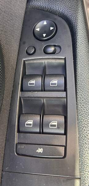 BMW 320 Turtkul - valokuva 8