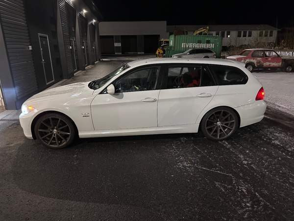 BMW 320 Seinäjoki - valokuva 2