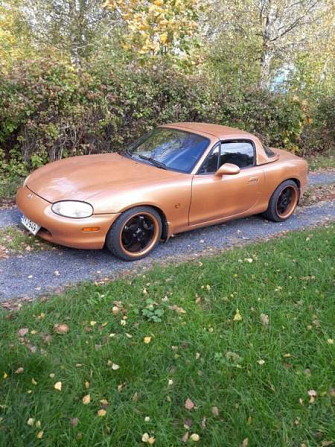 Mazda MX-5 Loppi - valokuva 1