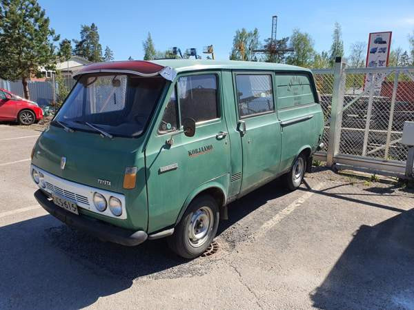 Toyota Hiace Vantaa - valokuva 1