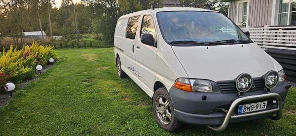 Toyota Hiace Hafnarfjoerdur - valokuva 8