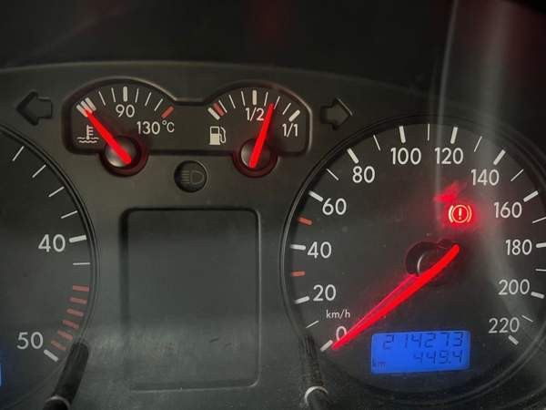 Volkswagen Transporter Vantaa - valokuva 5