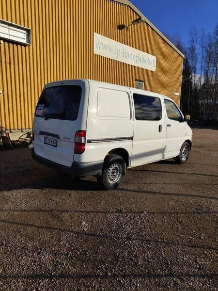 Toyota Hiace Pirkkala - изображение 4