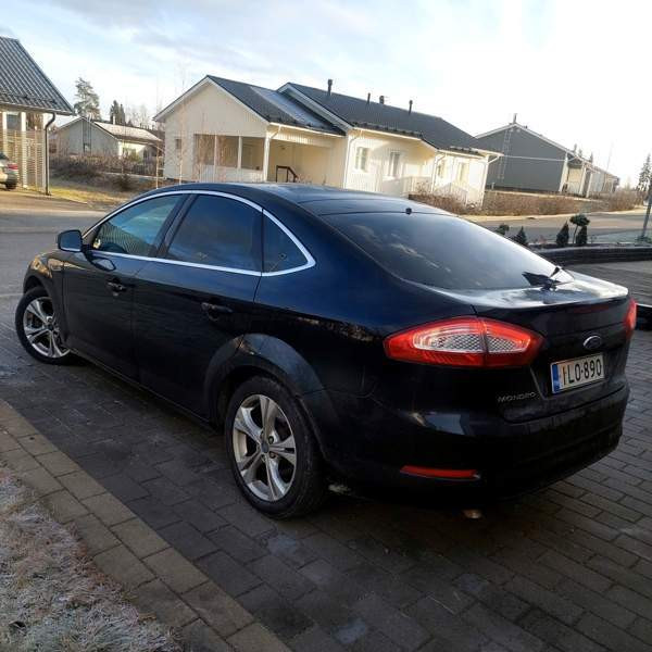 Ford Mondeo Йоэнсуу - изображение 3