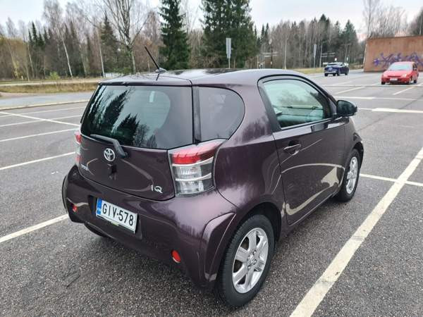 Toyota Iq Helsinki - valokuva 3