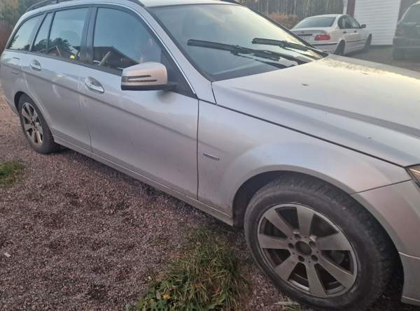 Mercedes-Benz 220 Porvoo – foto 1