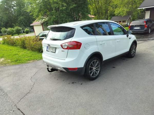 Ford Kuga Tyrnävä - valokuva 3