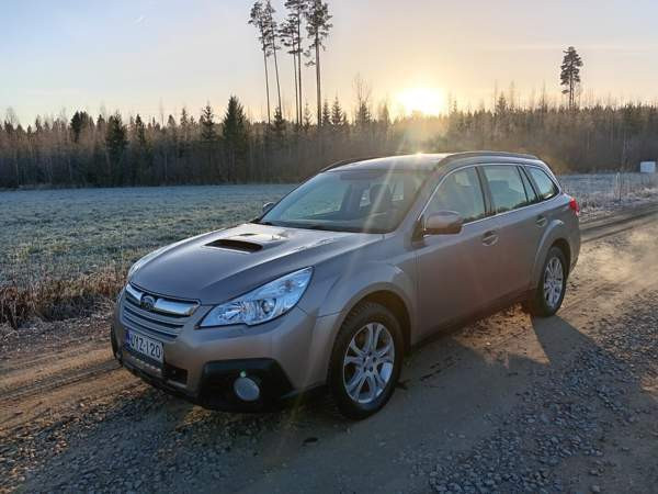 Subaru Outback Saarijärvi - valokuva 1