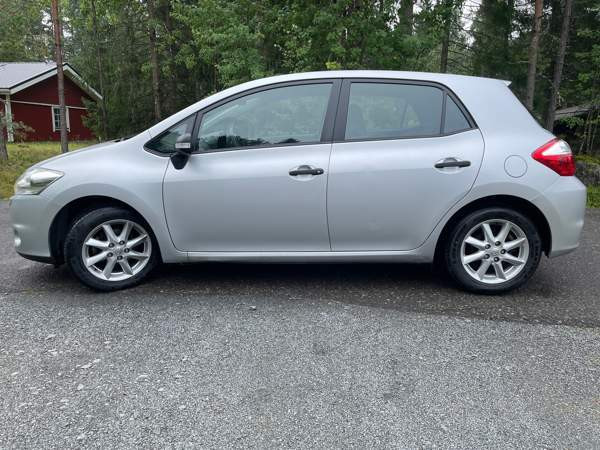 Toyota Auris Nakkila – foto 5