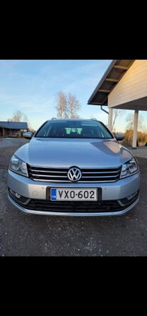 Volkswagen Passat Нокиа - изображение 3