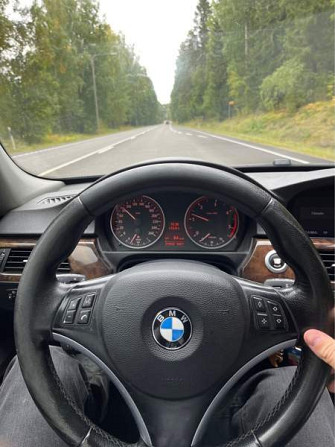 BMW 325 Dzhankoy - valokuva 3