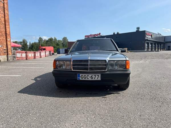 Mercedes-Benz 190 Savonlinna - valokuva 7