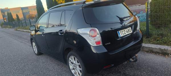 Toyota Verso Helsinki - изображение 1