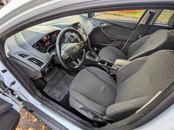 Ford Focus Espoo - valokuva 6